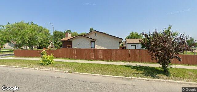 Larawan ng 190 Garden Park Drive sa Winnipeg, Manitoba