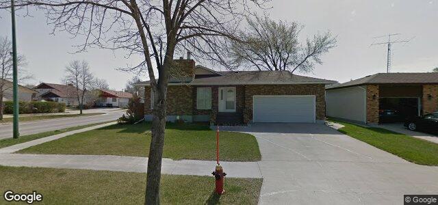 Larawan ng 2 Amanda Crescent sa Winnipeg, Manitoba