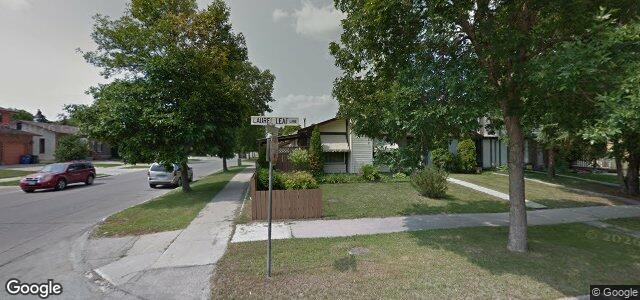 Larawan ng 2 Laurel Leaf Lane sa Winnipeg, Manitoba
