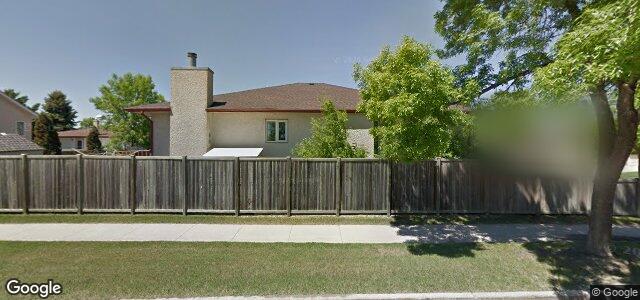 Larawan ng 2 Saphire Place sa Winnipeg, Manitoba