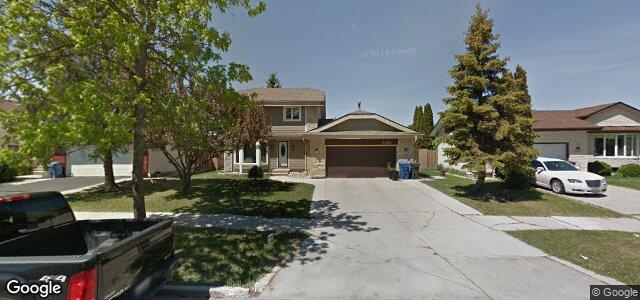 Larawan ng 2066 Sinclair Street sa Winnipeg, Manitoba