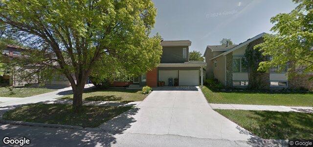 Larawan ng 2071 Sinclair Street sa Winnipeg, Manitoba