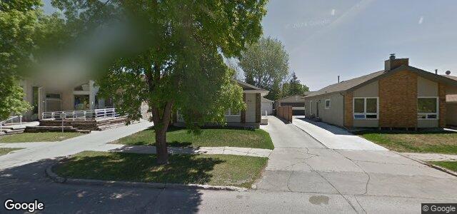 Larawan ng 2091 Sinclair Street sa Winnipeg, Manitoba