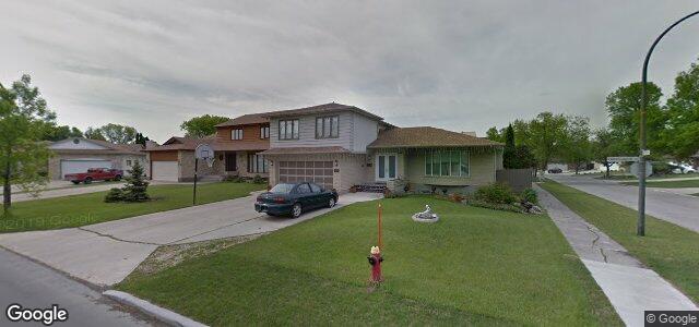 Larawan ng 220 Ambassador Row sa Winnipeg, Manitoba