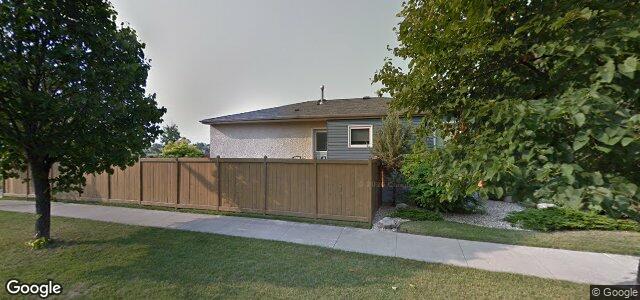 Larawan ng 226 Garden Park Drive sa Winnipeg, Manitoba