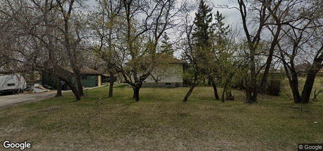 Larawan ng 2401 Ferrier Street sa Winnipeg, Manitoba