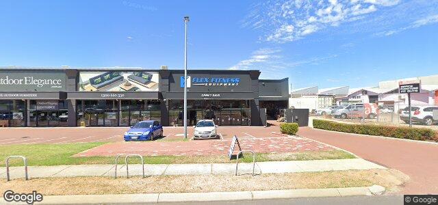 Larawan ng 28 Hutton Street sa Winnipeg, Manitoba