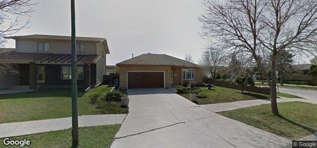 Larawan ng 3 Blundell Bay sa Winnipeg, Manitoba