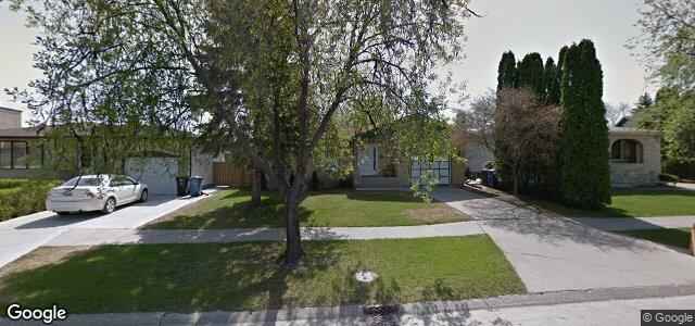 Larawan ng 30 Meredith Bay sa Winnipeg, Manitoba