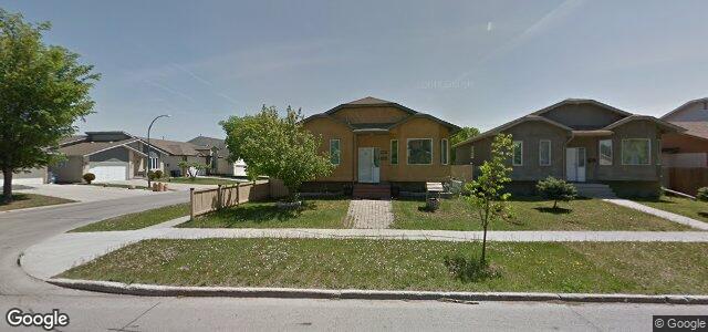 Larawan ng 3043 Sinclair Street sa Winnipeg, Manitoba