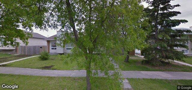 Larawan ng 33 Governor'S Court sa Winnipeg, Manitoba