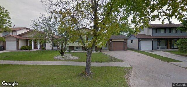 Larawan ng 35 Blackthorne Bay sa Winnipeg, Manitoba