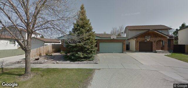 Photo of 35 Yanofsky Way in Winnipeg, Manitoba