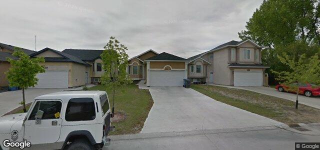 Larawan ng 423 Swailes Avenue sa Winnipeg, Manitoba