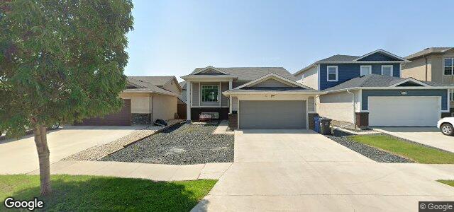 Larawan ng 508 Templeton Avenue sa Winnipeg, Manitoba