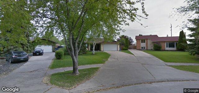 Larawan ng 51 Blackthorne Bay sa Winnipeg, Manitoba