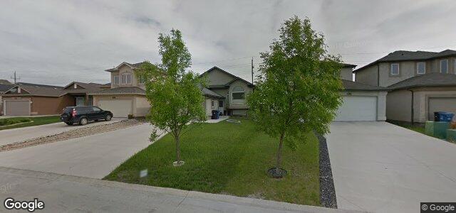 Larawan ng 523 Swailes Avenue sa Winnipeg, Manitoba