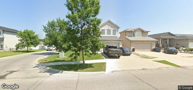 Larawan ng 535 Templeton Avenue sa Winnipeg, Manitoba