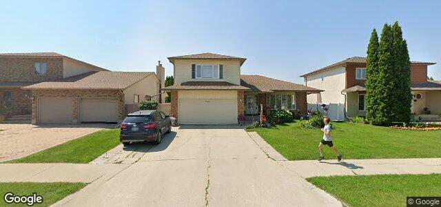 Larawan ng 546 Templeton Avenue sa Winnipeg, Manitoba