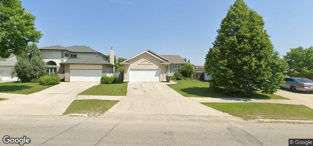 Larawan ng 547 Templeton Avenue sa Winnipeg, Manitoba