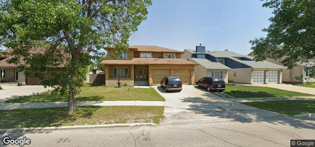 Larawan ng 563 Templeton Avenue sa Winnipeg, Manitoba