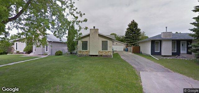 Larawan ng 6 Blackthorne Bay sa Winnipeg, Manitoba