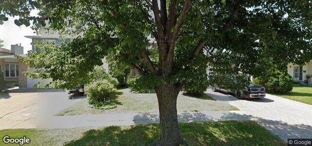 Larawan ng 602 Templeton Avenue sa Winnipeg, Manitoba