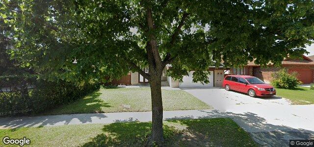 Larawan ng 626 Templeton Avenue sa Winnipeg, Manitoba