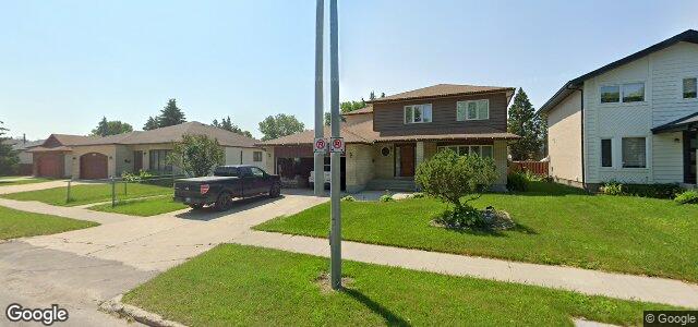 Larawan ng 644 Templeton Avenue sa Winnipeg, Manitoba