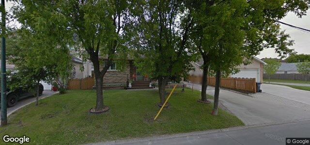 Larawan ng 649 Beecher Avenue sa Winnipeg, Manitoba