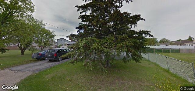 Larawan ng 650 Beecher Avenue sa Winnipeg, Manitoba