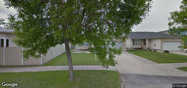 Larawan ng 684 Swailes Avenue sa Winnipeg, Manitoba