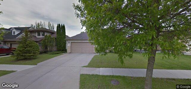 Larawan ng 696 Beecher Avenue sa Winnipeg, Manitoba