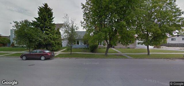 Larawan ng 705 Swailes Avenue sa Winnipeg, Manitoba