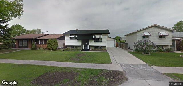 Larawan ng 71 Blackthorne Bay sa Winnipeg, Manitoba