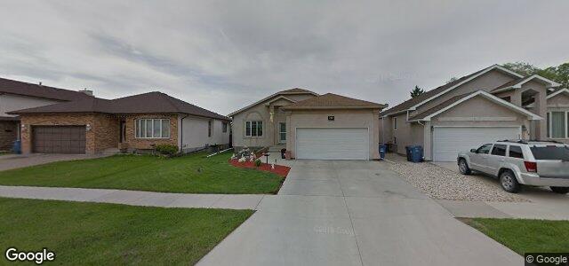 Larawan ng 710 Beecher Avenue sa Winnipeg, Manitoba