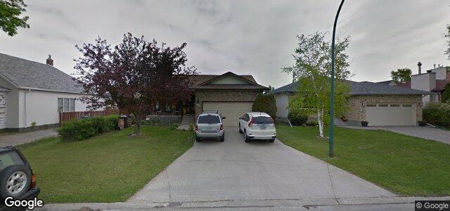 Larawan ng 727 Beecher Avenue sa Winnipeg, Manitoba