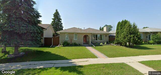 Larawan ng 732 Templeton Avenue sa Winnipeg, Manitoba