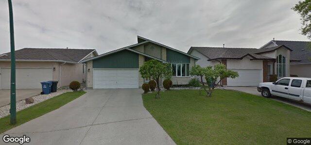 Larawan ng 761 Beecher Avenue sa Winnipeg, Manitoba