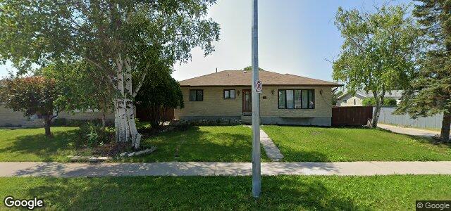 Larawan ng 772 Templeton Avenue sa Winnipeg, Manitoba