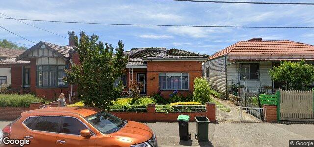 Larawan ng 8 Hutton Street sa Winnipeg, Manitoba