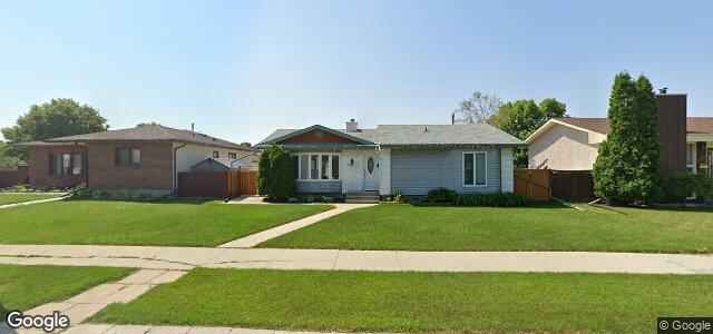 Larawan ng 804 Templeton Avenue sa Winnipeg, Manitoba