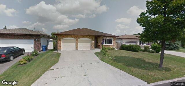 Larawan ng 805 Beecher Avenue sa Winnipeg, Manitoba