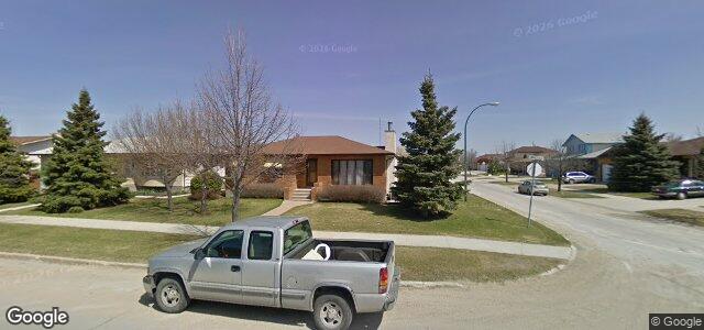 Larawan ng 825 Swailes Avenue sa Winnipeg, Manitoba