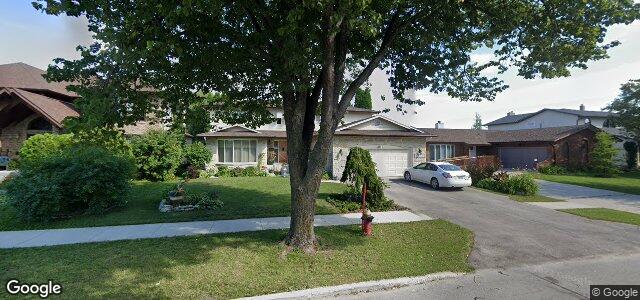 Larawan ng 83 Ambassador Row sa Winnipeg, Manitoba