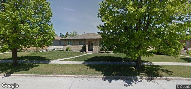 Larawan ng 913 Swailes Avenue sa Winnipeg, Manitoba