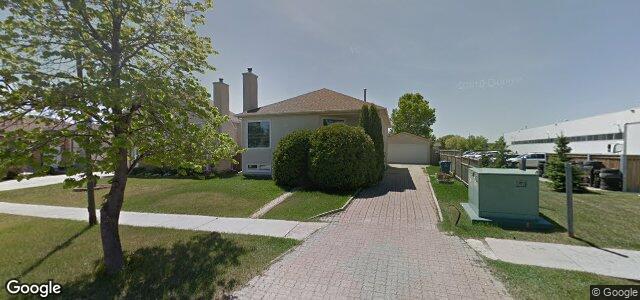 Larawan ng 976 Beecher Avenue sa Winnipeg, Manitoba