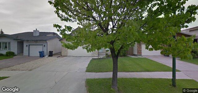 Larawan ng 99 Yanofsky Way sa Winnipeg, Manitoba