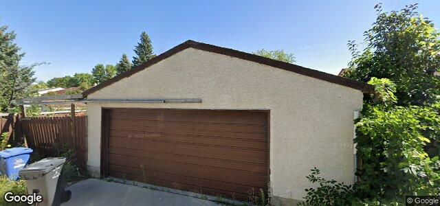 Larawan ng 10 Cannes Crescent sa Winnipeg, Manitoba