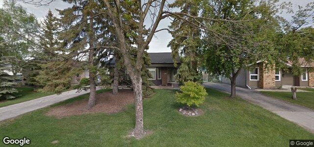 Larawan ng 10 Caslon Place sa Winnipeg, Manitoba